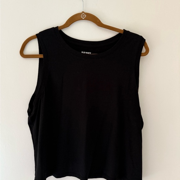 Old Navy Tops - Old Navy Women's Black Muscle Tee